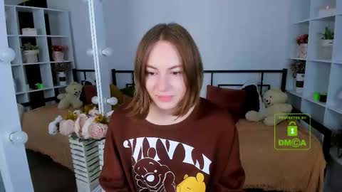elma_lily online show from 11.19.25