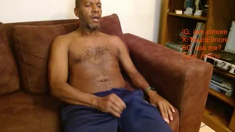 My name is Elmore. Please say hello I like to chat with you. If you have requests or dirty talk please use tip online show from 10.19.25