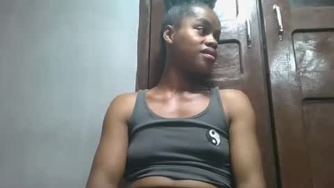 elodie228680 online show from 05.05.26