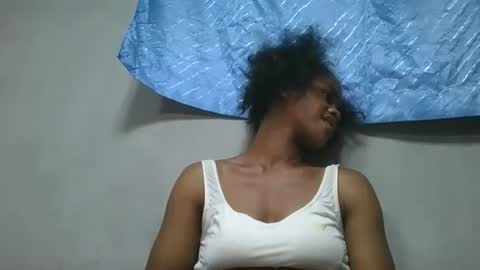elodie228680 online show from 05.11.26