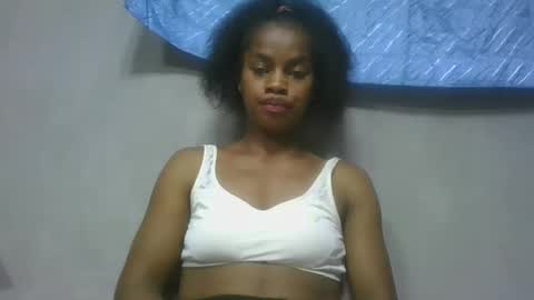 elodie228680 online show from 05.13.26