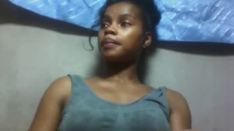 elodie228680 online show from 06.04.26