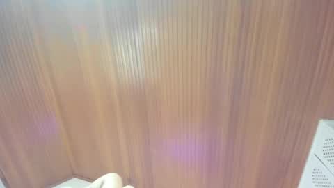 Snapshot of elodie_walker chatting on 04.19.26 Elodie online show from 04.19.26