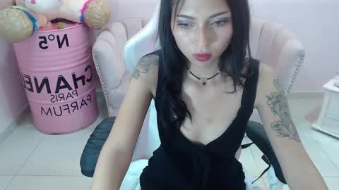 Elody  online show from 02.04.25