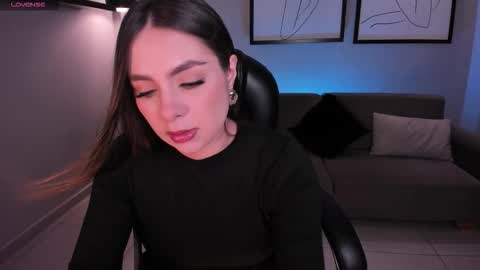 ELOISA OLIVERO online show from 01.12.26