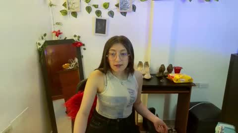 ela online show from 10.03.25