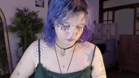 Eloise  . online show from 07.08.26
