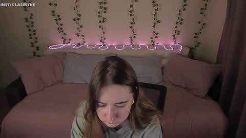 Ela give me a thumbs up if you like it  and this is important for the development of the account online show from 03.20.26