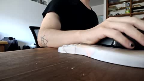 elriclust online show from 04.27.26