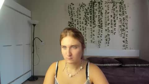 Elsa  online show from 09.20.25