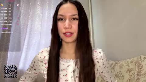 Snapshot of elsa_jeanie chatting on 11.05.25 Kate online show from 11.05.25