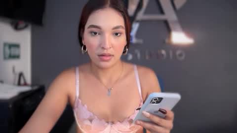  ELSA  online show from 10.07.25