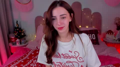 Snapshot of elsa_xo chatting on 12.26.24 Michelle online show from 12.26.24