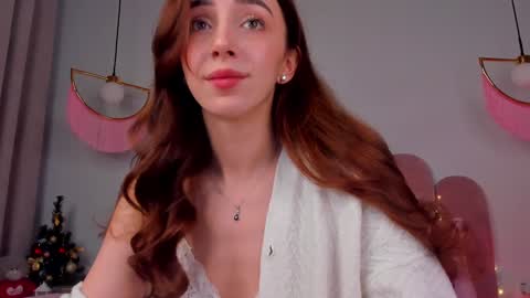 Snapshot of elsa_xo chatting on 12.29.24 Michelle online show from 12.29.24