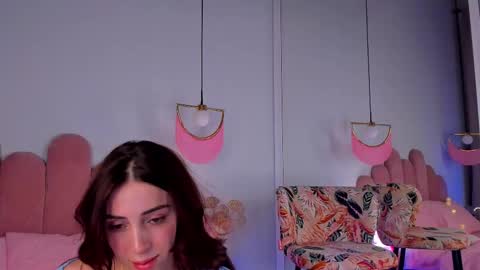 Snapshot of elsa_xo chatting on 02.10.25 Michelle online show from 02.10.25
