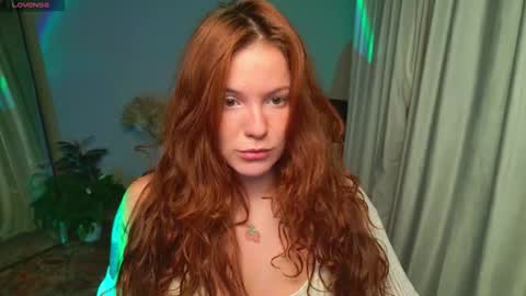 Snapshot of elsie_ginger chatting on 10.08.25 Elsie online show from 10.08.25