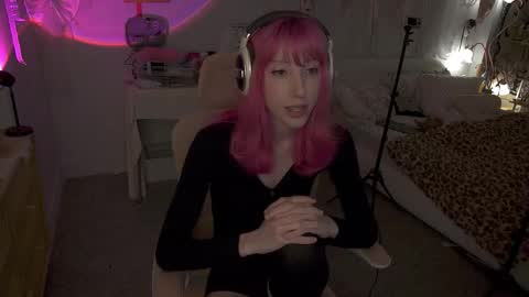 Snapshot of elslove chatting on 05.01.26 ELS online show from 05.01.26