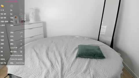 Erica  online show from 04.01.26