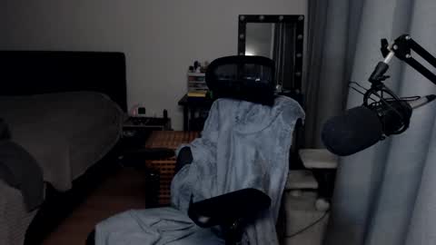 Elvin Vaenight online show from 11.02.25