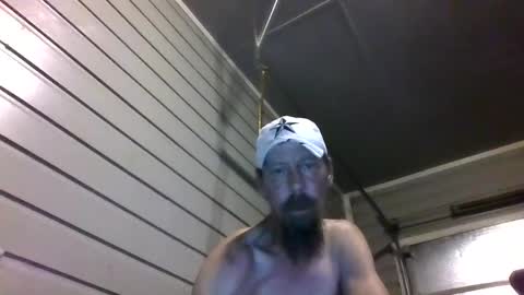 elwooood7 online show from 09.19.25