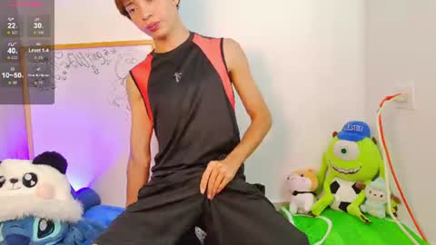  E  L  Y   K  I  N  G   online show from 07.23.26
