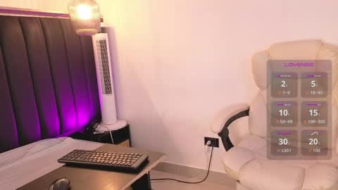 Elyza online show from 04.16.26