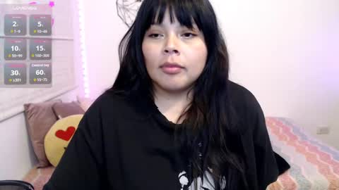 Snapshot of elymoon chatting on 05.27.26 Ely online show from 05.27.26