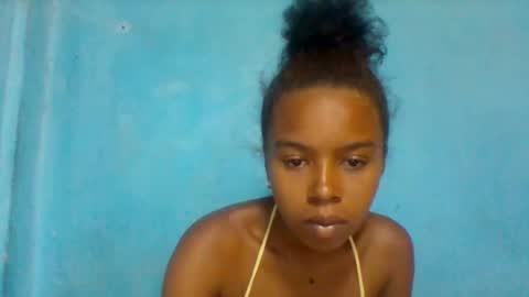 Snapshot of elys208 chatting on 10.19.25 elys208 online show from 10.19.25