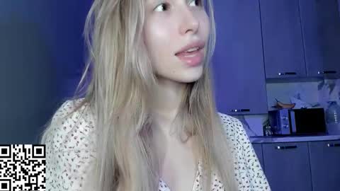 Elysia online show from 10.12.25