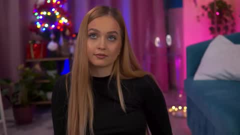 Elyssa online show from 12.05.25