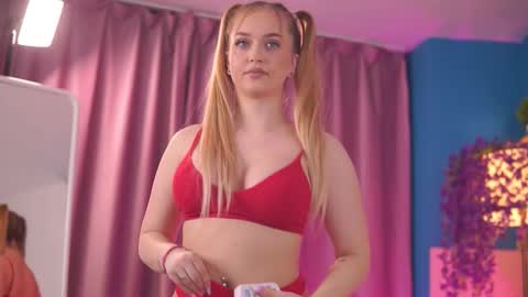 Elyssa online show from 02.06.26