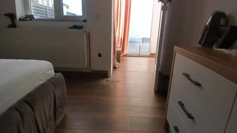 Ely online show from 03.11.26