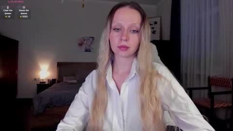 Emilie online show from 02.04.26