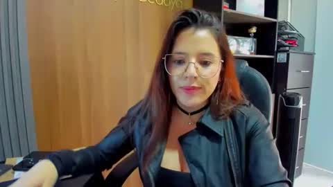 Snapshot of ema_04 chatting on 12.16.25 Estefany Martinez Acua INSTAGRAM ema 04oficial online show from 12.16.25