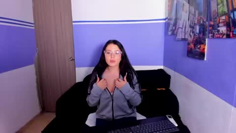 Snapshot of ema_04 chatting on 06.22.26 Estefany Martinez Acua INSTAGRAM ema 04oficial online show from 06.22.26