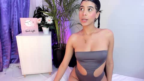 Ema Lambert  online show from 01.13.25