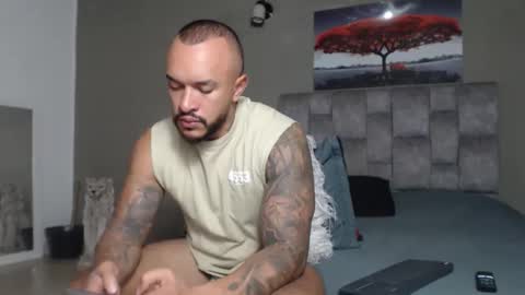 Snapshot of emanuelspencer chatting on 05.22.26 emanuelspencer online show from 05.22.26
