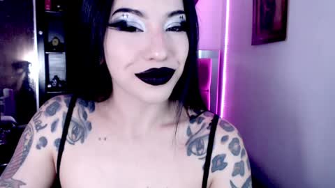 Emerald Black online show from 04.12.26