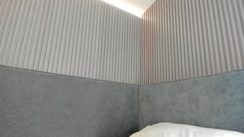 emelie_89 online show from 11.13.25