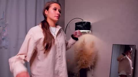 Emma online show from 11.02.25