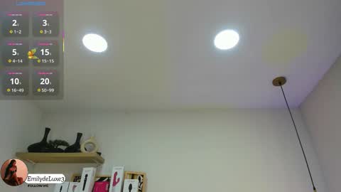 Emely online show from 11.26.25