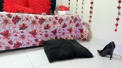 Emely   online show from 02.24.25