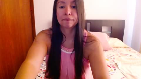 Snapshot of emely_sexx chatting on 12.13.24 emely_sexx online show from 12.13.24