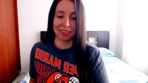 Snapshot of emely_sexx chatting on 02.04.25 emely_sexx online show from 02.04.25
