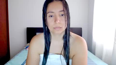 emely_sexx online show from 10.24.25