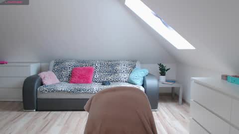 just me online show from 04.16.26