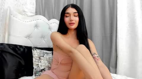 Emerald online show from 12.09.24