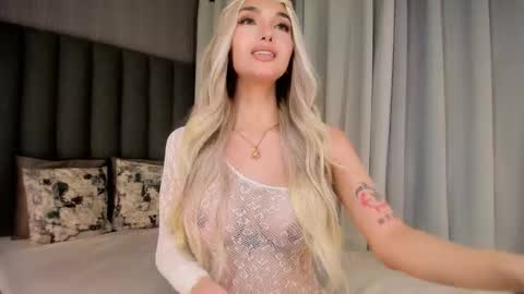 Snapshot of emeraldfvckinggreyson chatting on 02.19.26 Emerald online show from 02.19.26