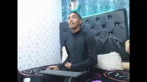 emersson_sex18 online show from 01.13.26