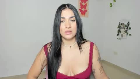 Snapshot of emi_blossom_ chatting on 03.09.26 Emily online show from 03.09.26